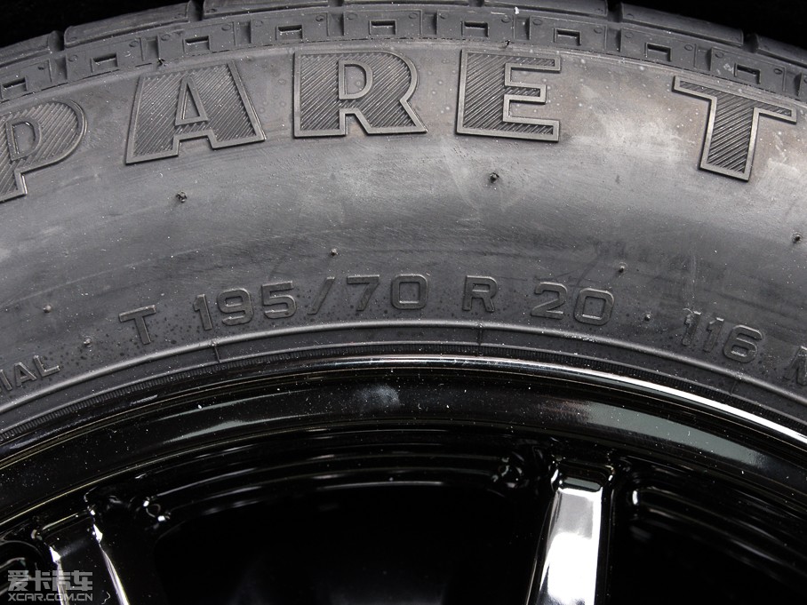 2015\(yn)(dng) 5.0 V8 hЄ(chung) Dynamic