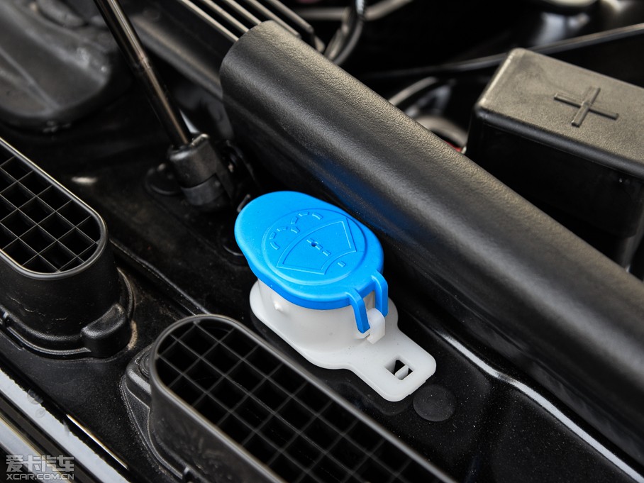 2015\ 5.0 V8 hЄ Dynamic