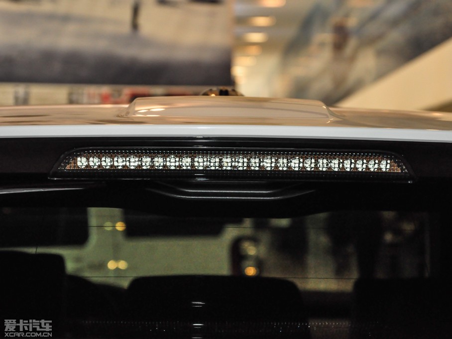 2015\ 3.0 SDV6 HSE Dynamic