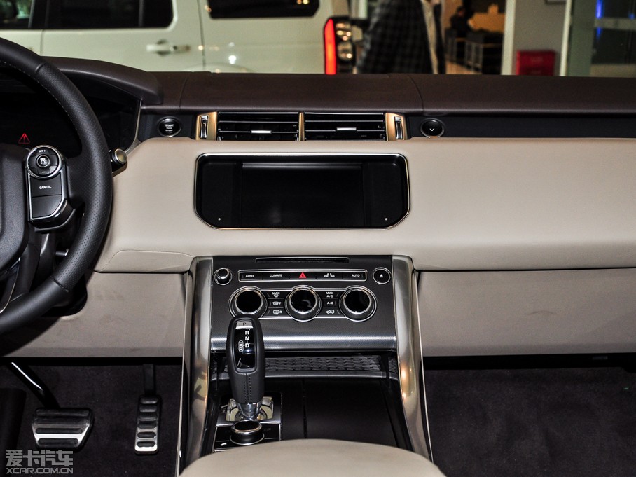 2015\ 3.0 SDV6 HSE Dynamic