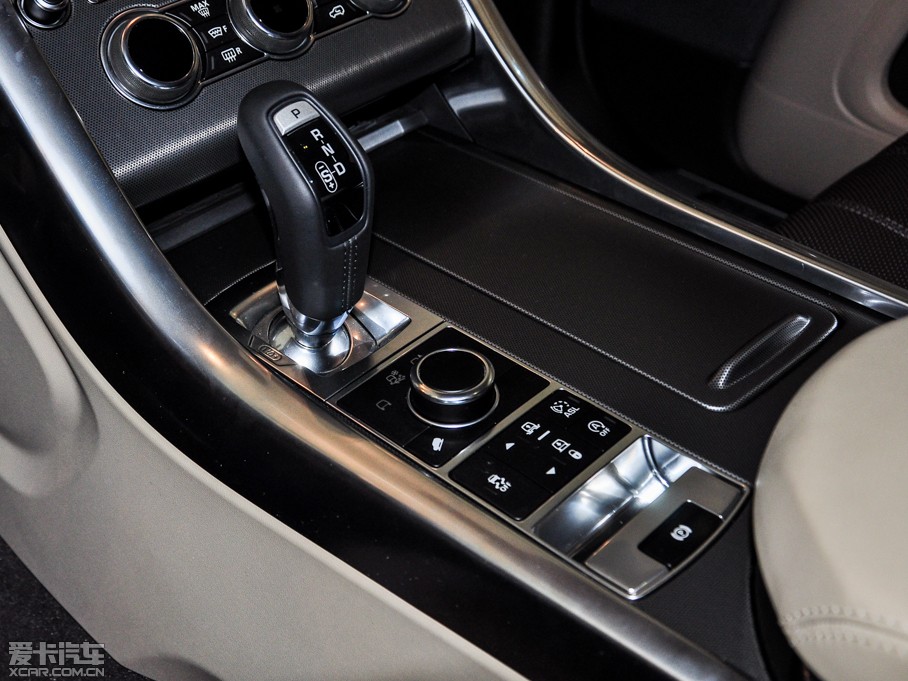 2015\ 3.0 SDV6 HSE Dynamic