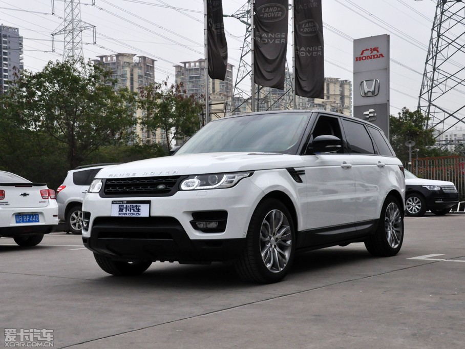 2015\(yn) 3.0 V6 SC HSE