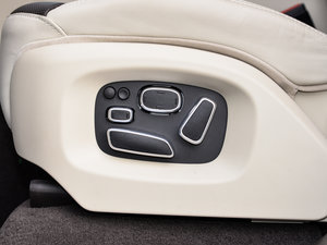 20155.0 V8 hЄ Dynamic {{