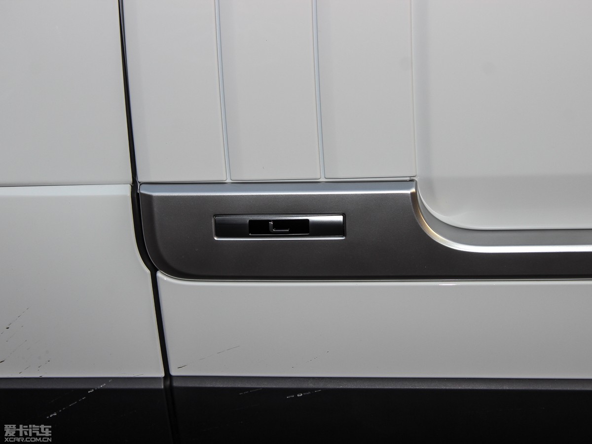 2015 3.0 V6 SC Vogue SE (chung)L(zhng)