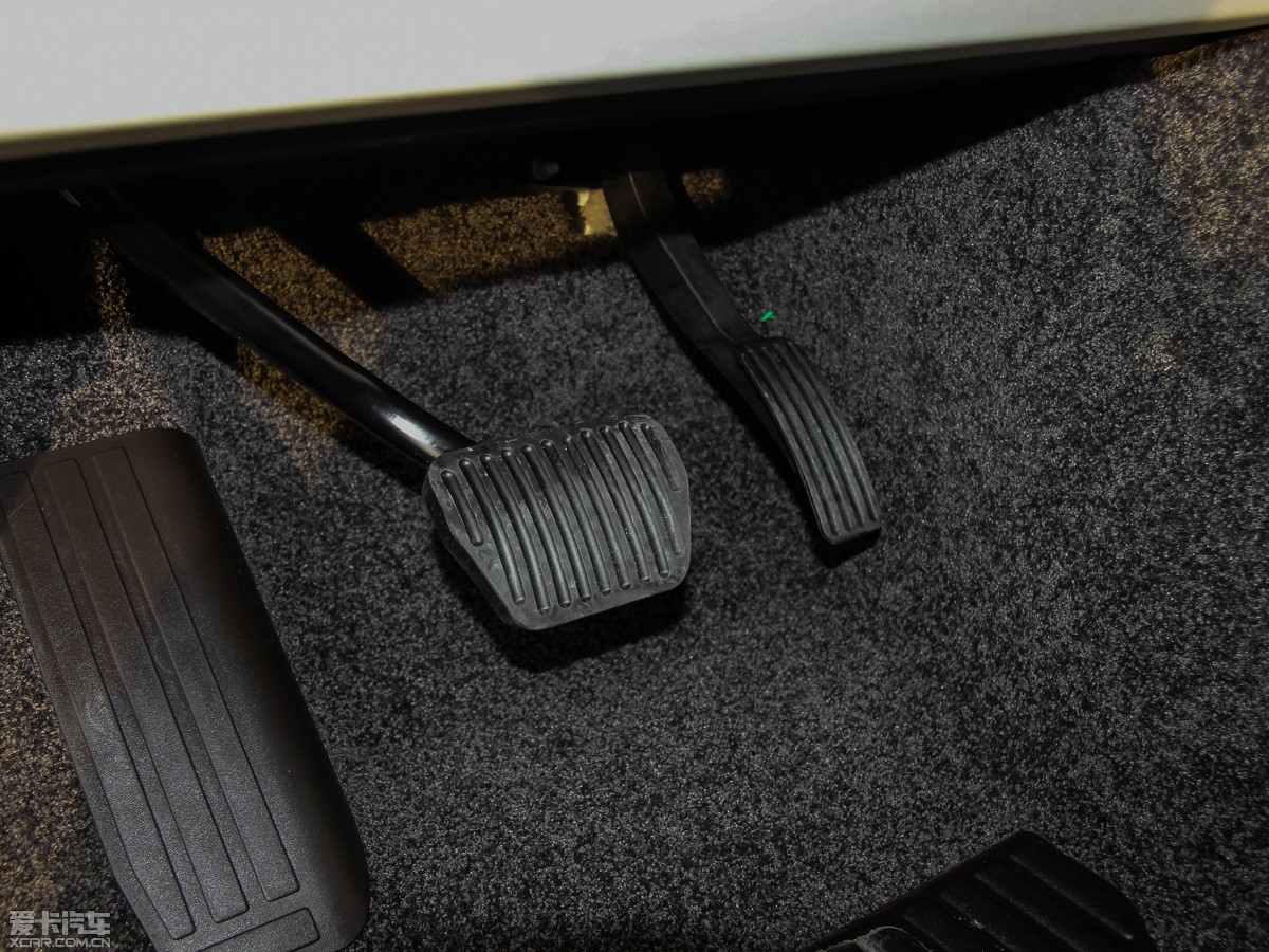 2015 3.0 V6 SC Vogue SE (chung)L(zhng)