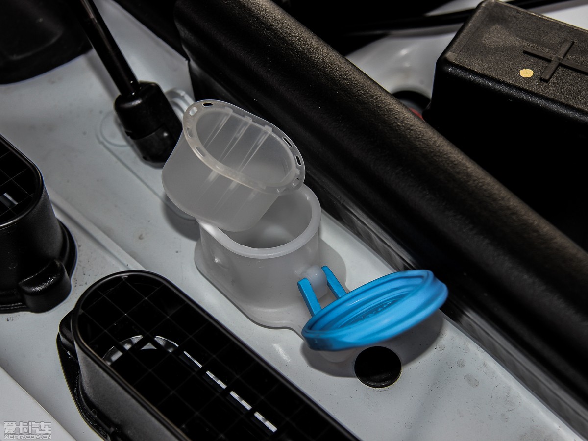 2015 3.0 V6 SC Vogue SE (chung)L(zhng)