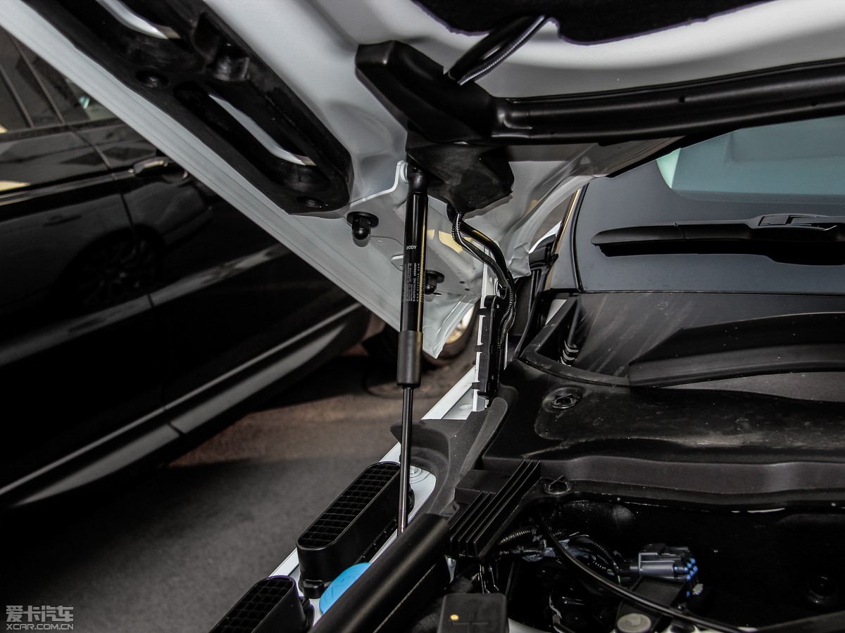 2015 3.0 V6 SC Vogue SE L