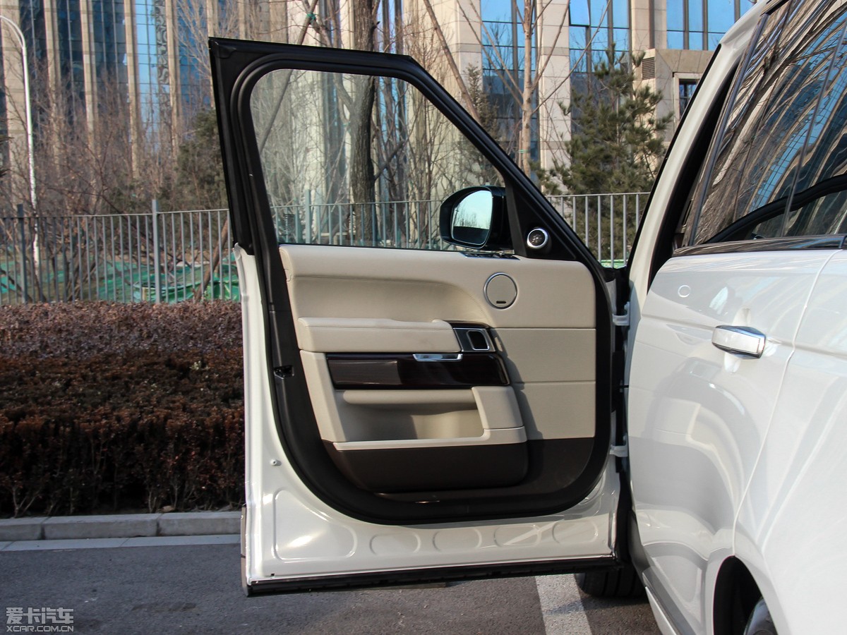 2015 3.0 V6 SC Vogue SE L