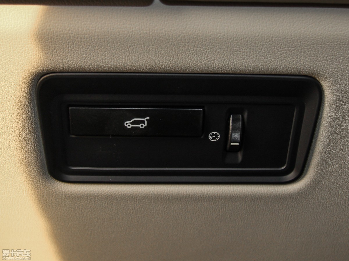 2015 3.0 V6 SC Vogue SE (chung)L