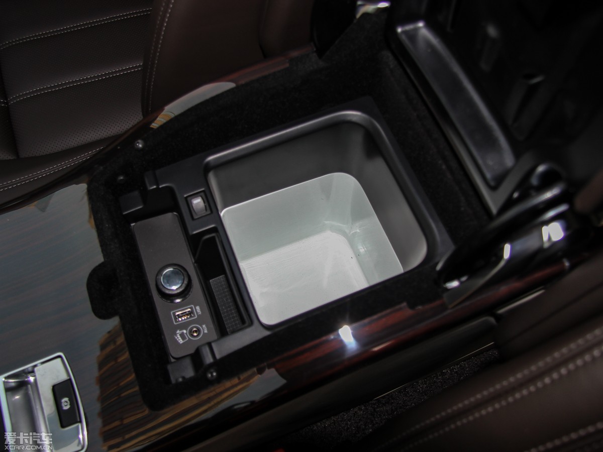 2015 3.0 V6 SC Vogue SE (chung)L