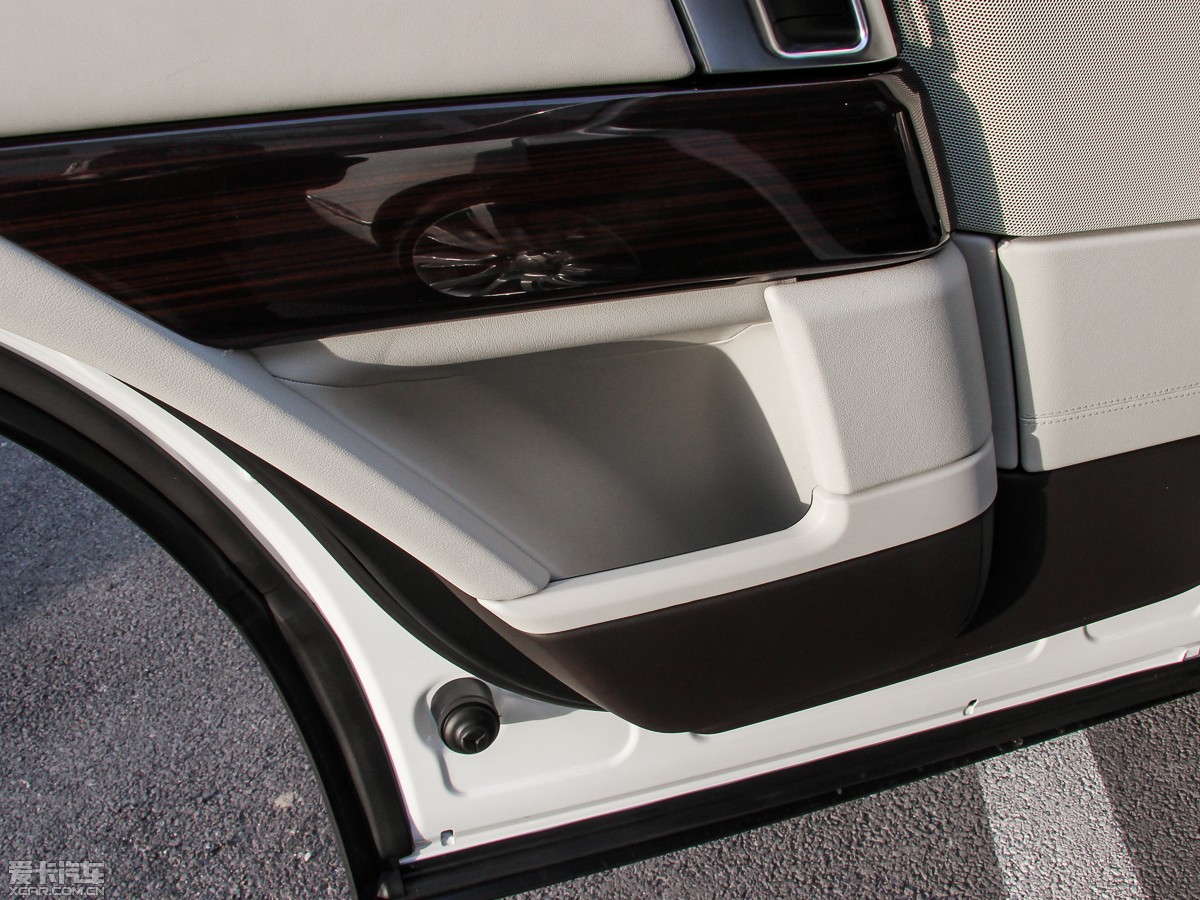 2015 3.0 V6 SC Vogue SE L