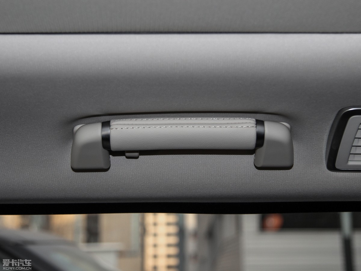 2015 3.0 V6 SC Vogue SE (chung)L