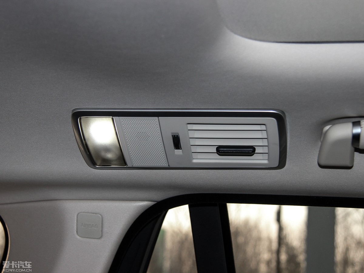 2015 3.0 V6 SC Vogue SE (chung)L