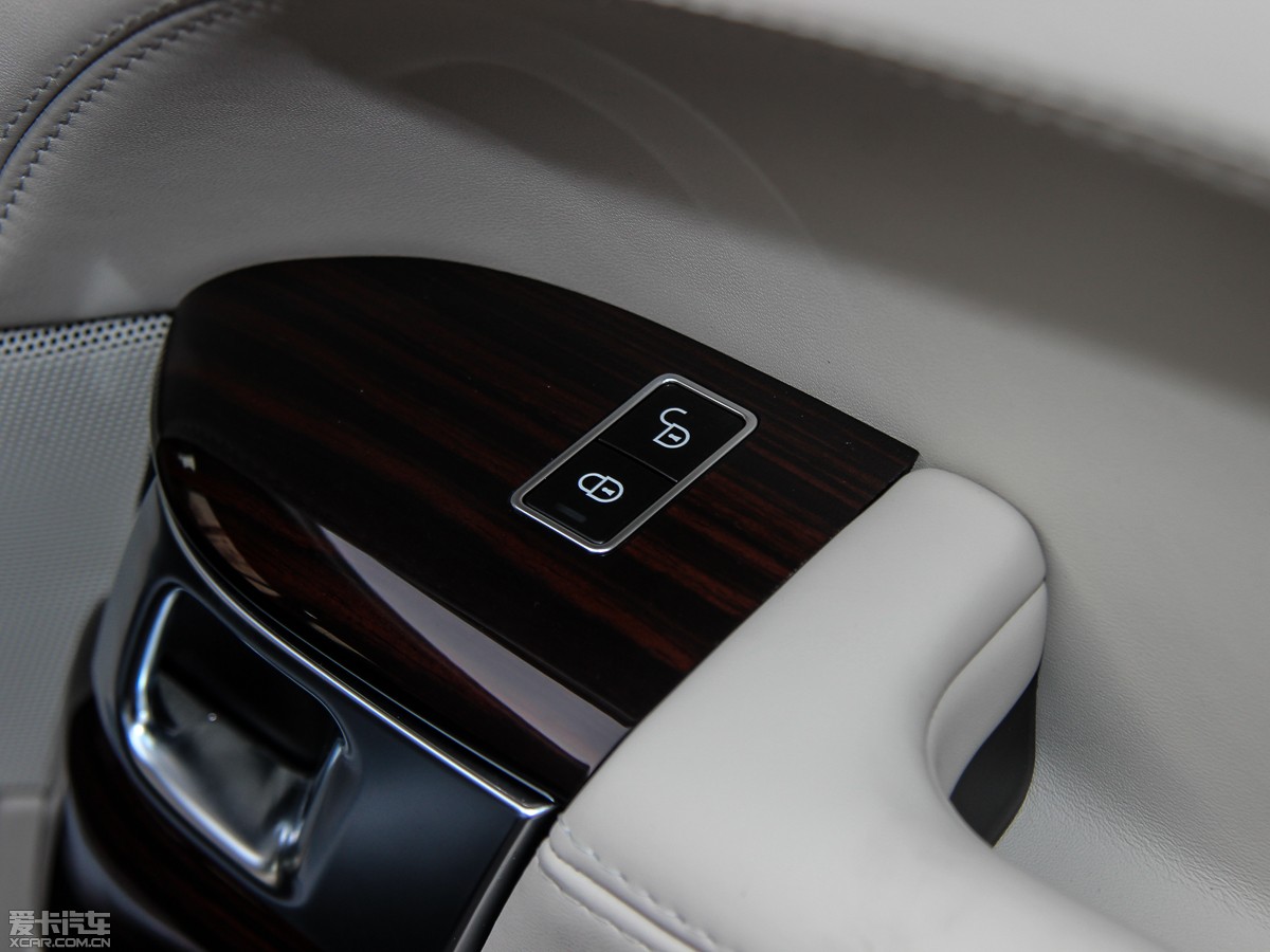 2015 3.0 V6 SC Vogue SE L