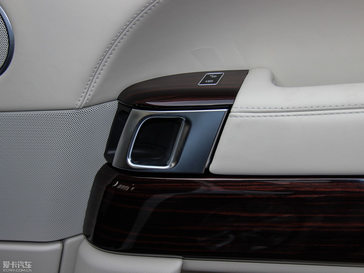 2015 3.0 V6 SC Vogue SE (chung)L