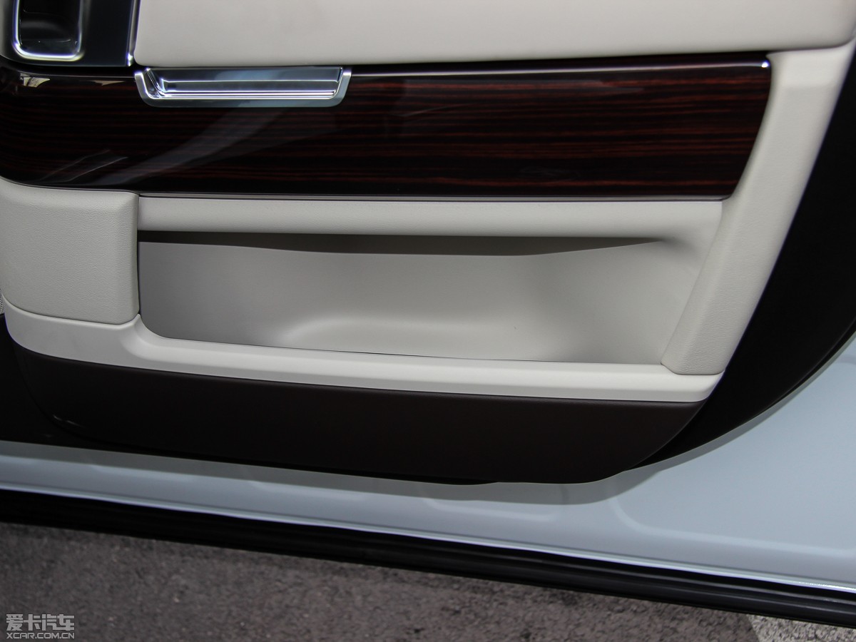 2015 3.0 V6 SC Vogue SE (chung)L