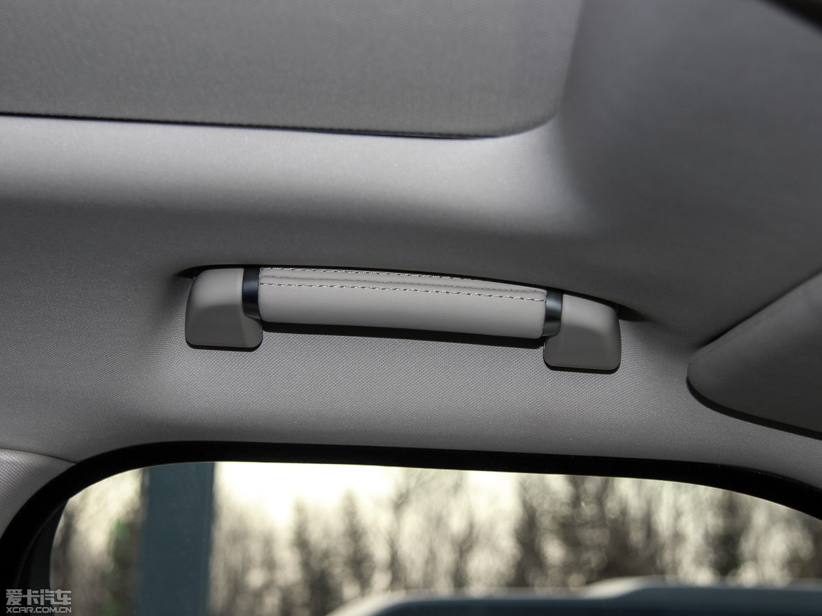 2015��� 3.0 V6 SC Vogue SE �������L��