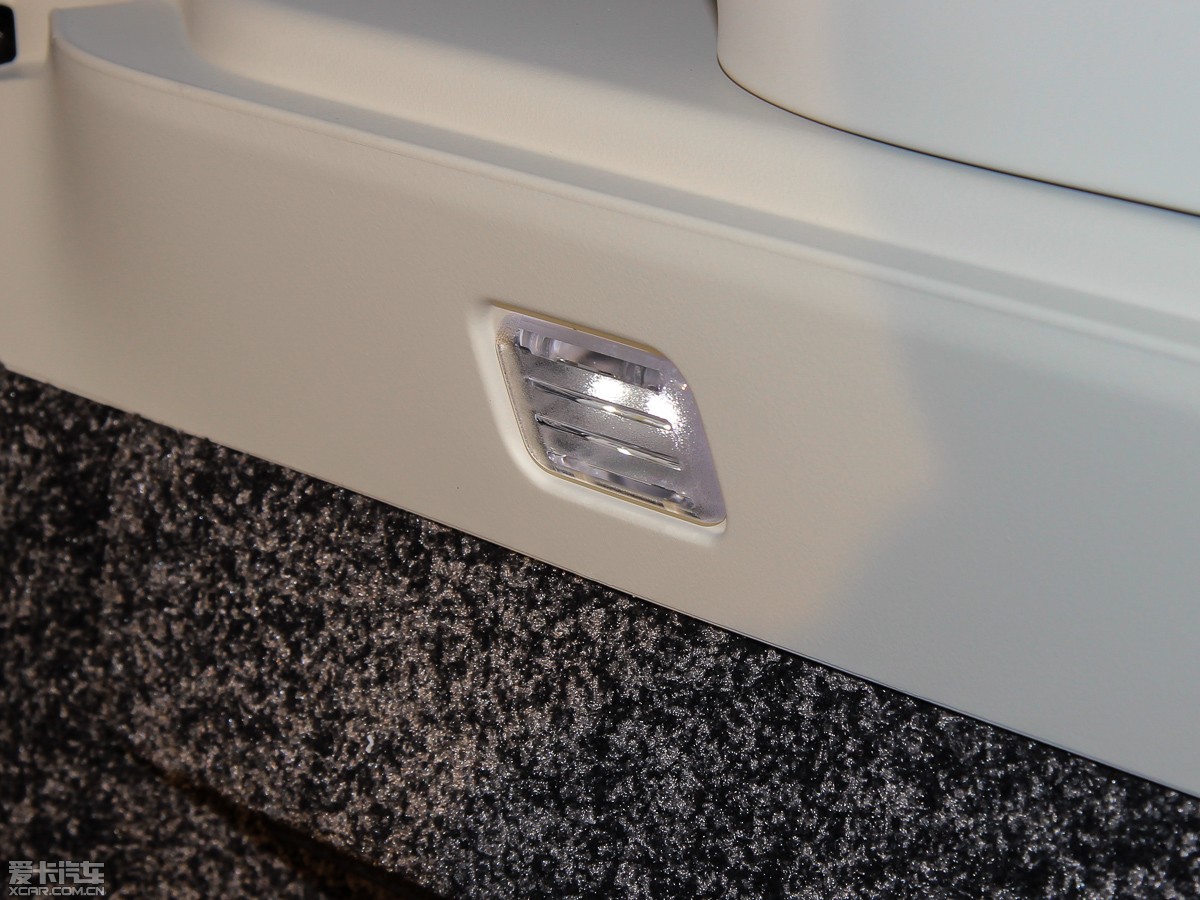 2015 3.0 V6 SC Vogue SE (chung)L(zhng)