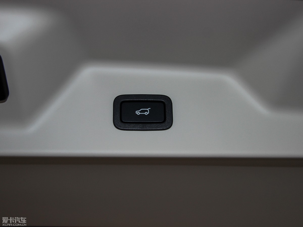 2015 3.0 V6 SC Vogue SE (chung)L(zhng)