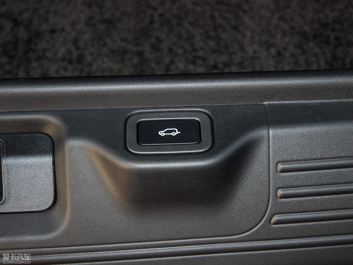 2015 3.0 V6 SC Vogue SE (chung)L