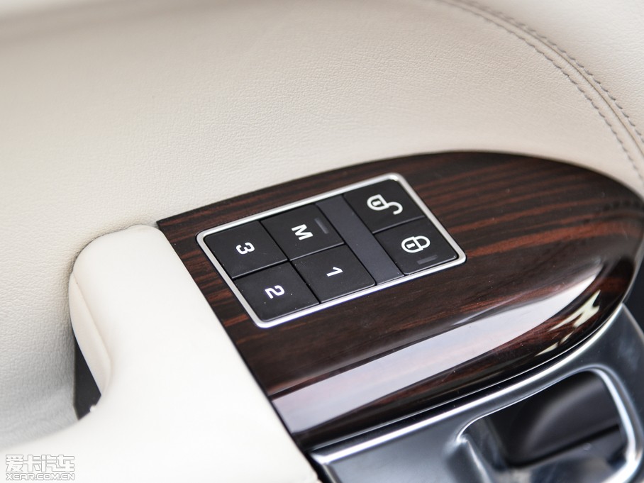 2015 3.0 V6 SC Vogue