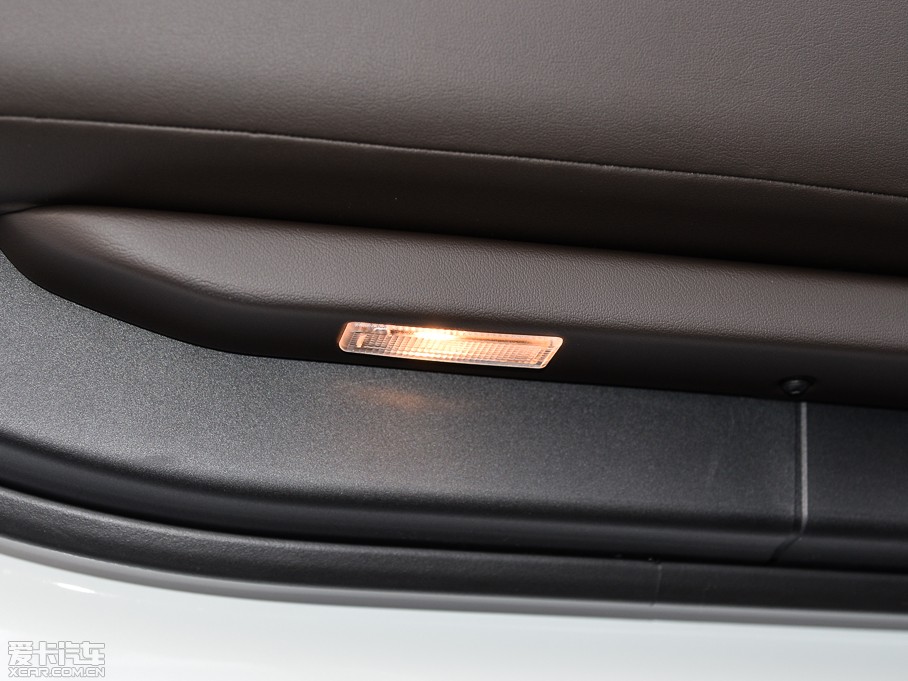 2015 3.0 V6 SC Vogue