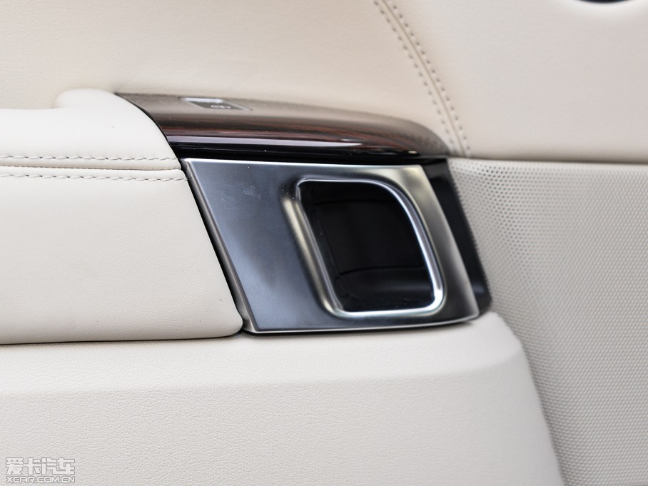 2015 3.0 V6 SC Vogue