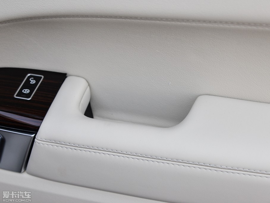 2015 3.0 V6 SC Vogue