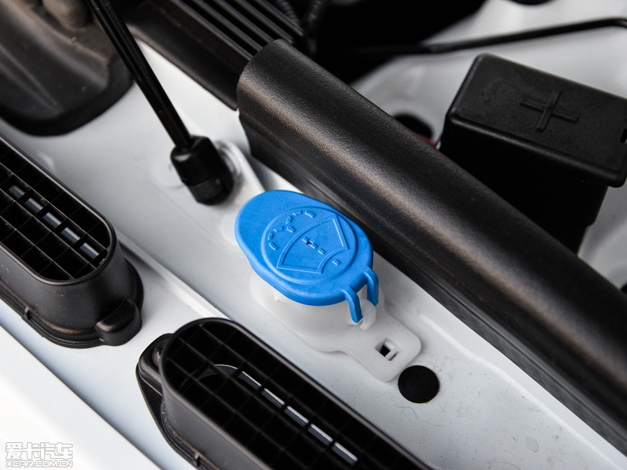 2015 3.0 V6 SC Vogue