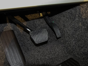 20153.0 V6 SC Vogue SE L п؅^