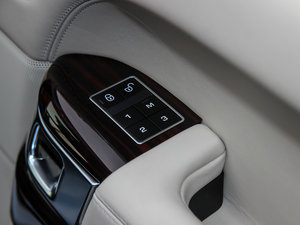 20153.0 V6 SC Vogue SE (chung)L g