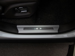 20153.0 V6 SC Vogue SE L g