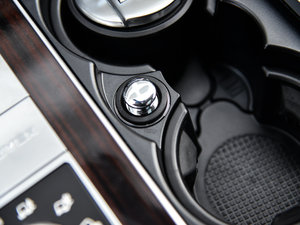 20153.0 V6 SC Vogue g