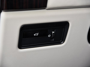 20153.0 V6 SC Vogue п؅^