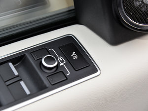 20153.0 V6 SC Vogue п؅^