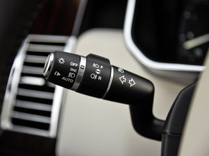 20153.0 V6 SC Vogue п؅^