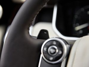 20153.0 V6 SC Vogue п؅^