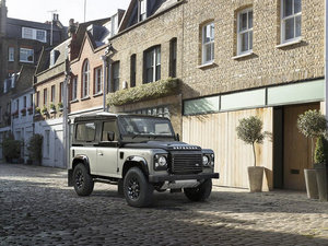 2015A(y)utobiography Edition w^