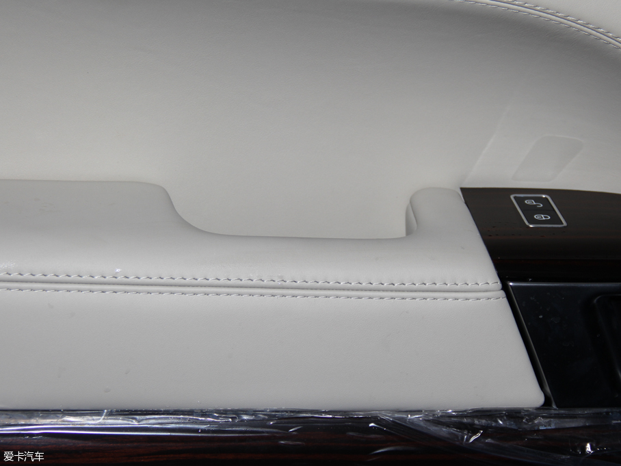 2016 3.0 V6 Vogue L