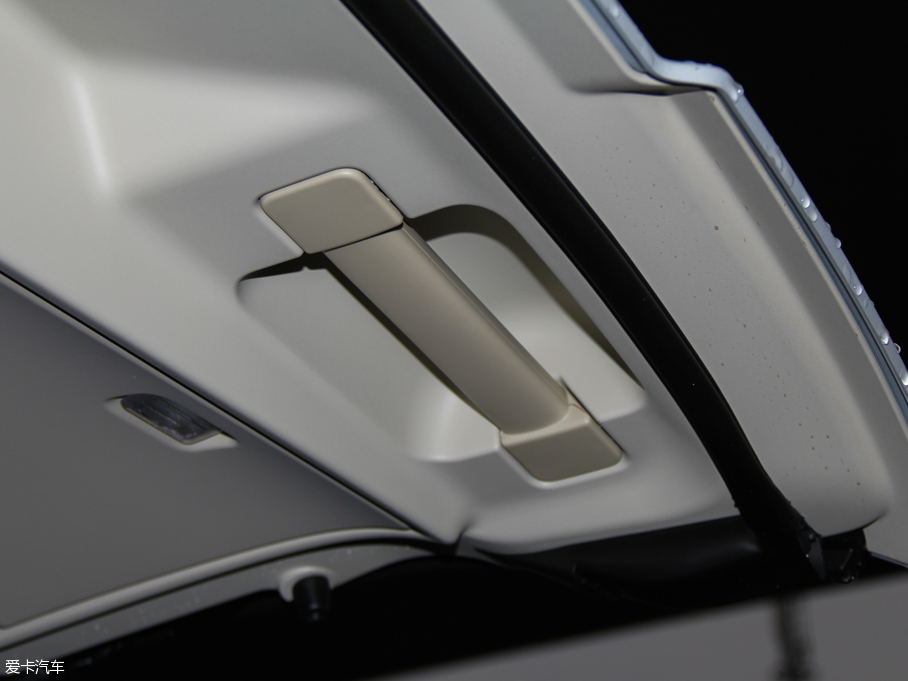 2016 3.0 V6 Vogue L(zhng)