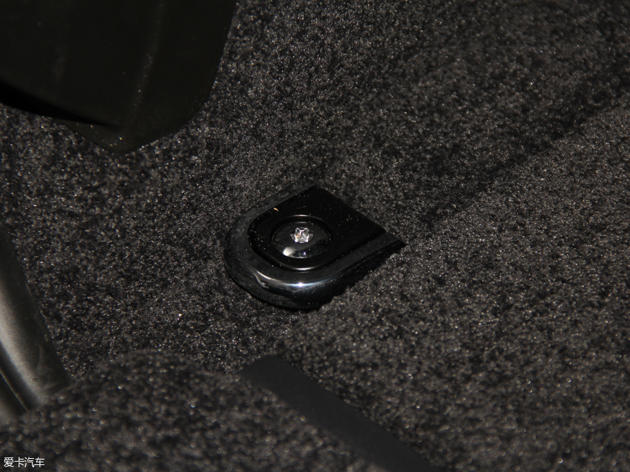 2016 3.0 V6 Vogue L(zhng)