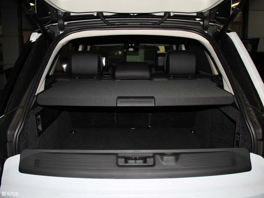 2016 3.0 V6 Vogue L