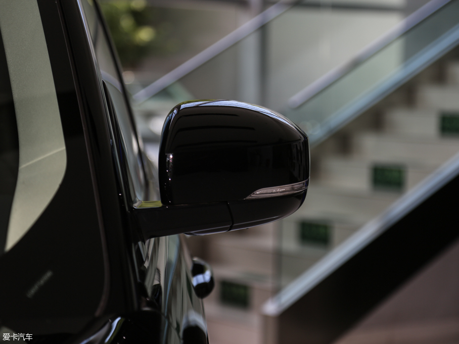 2016 3.0 V6 Vogue