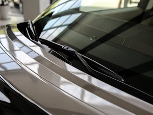 2016款3.0 V6 Vogue 雨刷