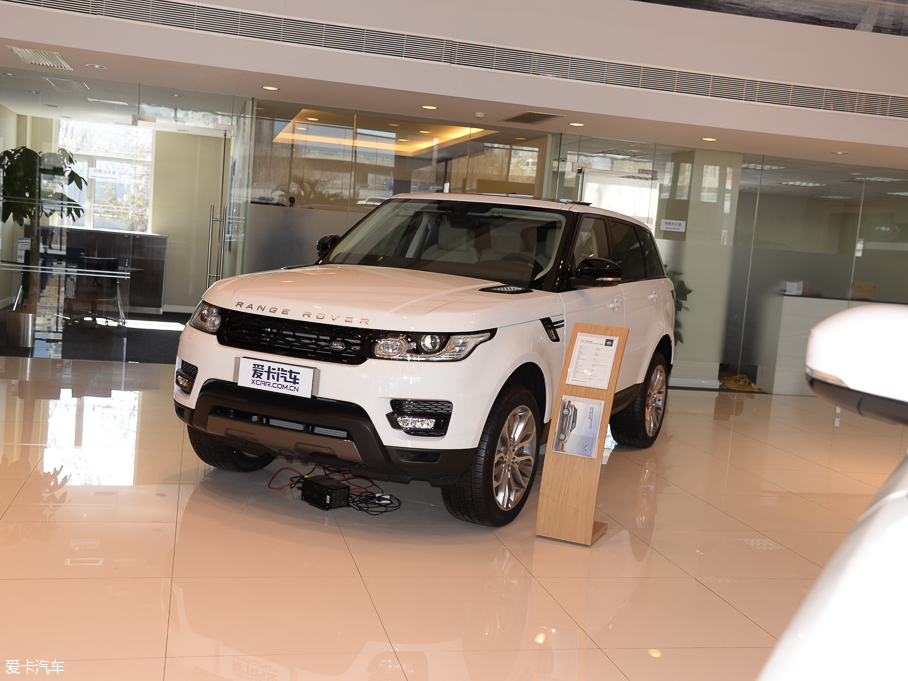 2016\ 3.0 V6 SC HSE Dyn