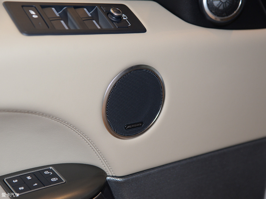 2016\ 3.0 V6 SC HSE Dyn