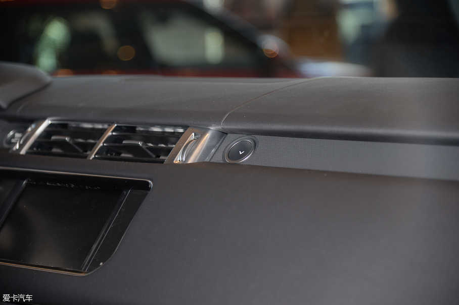 2016\ 3.0 V6 SC SE