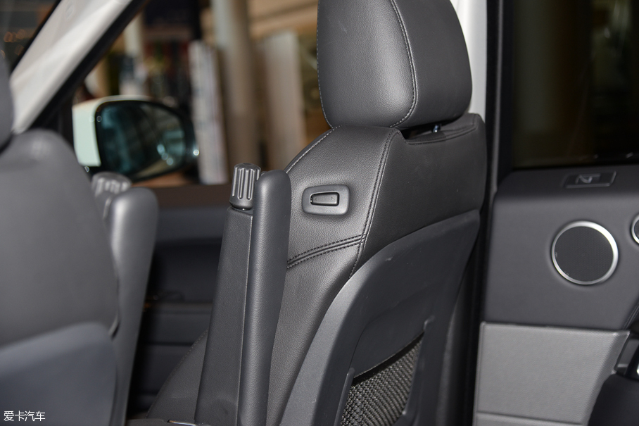 2016\(yn)(dng) 3.0 V6 SC SE