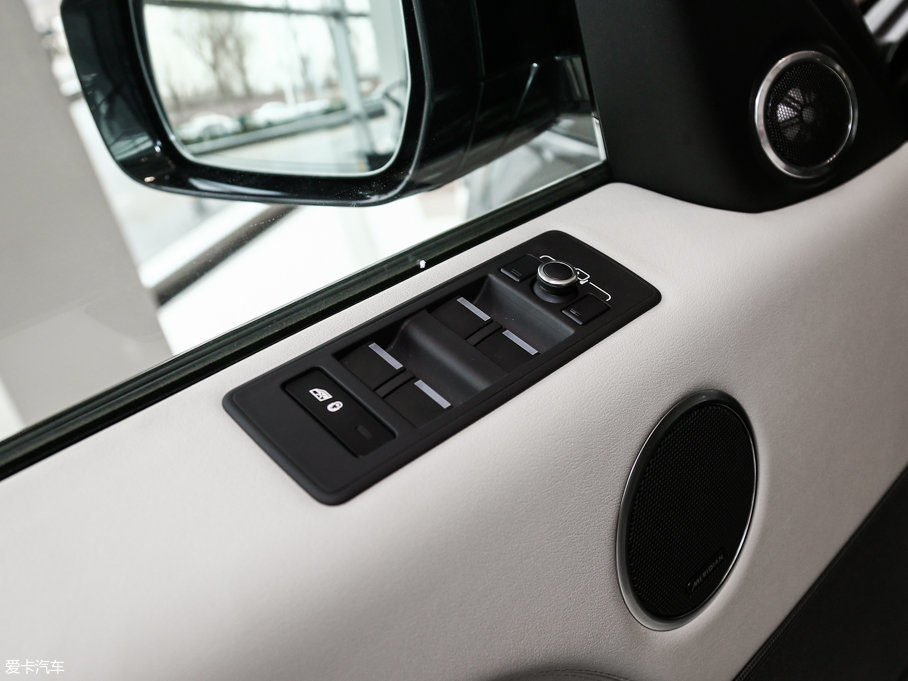 2016\ 3.0 V6 SC HSE Dyn