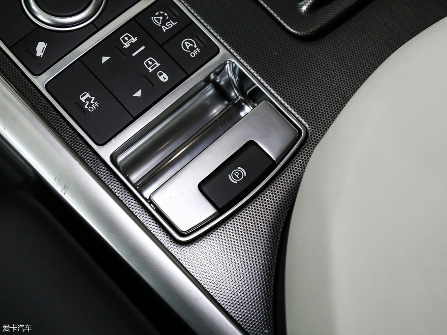 2016\ 3.0 V6 SC HSE Dyn